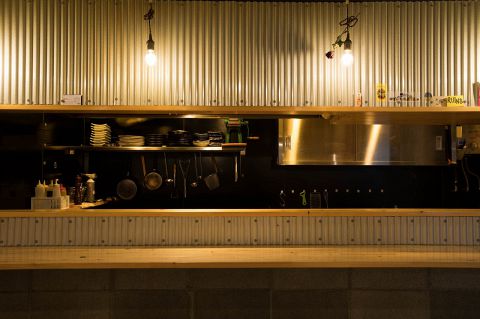 カウンター席 - Counter seating